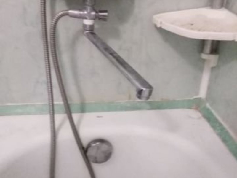 Смеситель в ванную купить за 500 р. в Астрахани из рук в руки, цена как ...