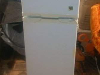Холодильник,двухкамерный,Саратов 251, состояние хорошее,рабочий в Белгороде