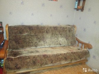 СРОЧНО!!!!!!Продам деревянное основание дивана из цельного дерева, обмен не предлагать и два кресла от этого дивана за 3000р, (кресла НЕ раскладываются) пишите, в Бийске