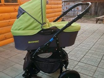 Продаю коляску фирмы SONIK, 2 сменных блока лежачий и сидячий, коляска в отличном состоянии, в комплекте дождевик и сумочкаСостояние: Б/у в Чебоксарах