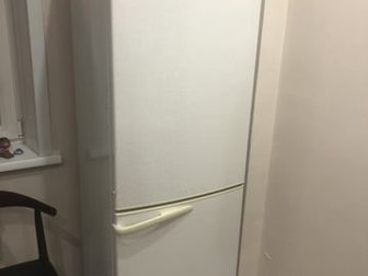 Продам двухкамерный холодильник, в хорошем состоянии,  Все отлично работает, в Чите