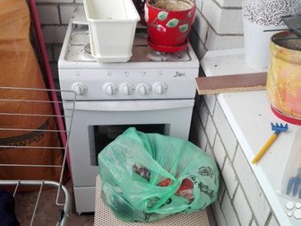 Продается кухонная плита, в связи с ненадобностью,  Была в пользовании 2 года,  На текущий момент в хорошем состоянии, Торг, в Ярославле