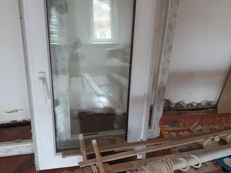 пластиковые окна в деревянном домев стандартную коробкупрофиль 5 кам(70мм)3 сткла , фурнитура maco(самая надежная)поворотно откидные в отличном состоянии цена за в Костроме