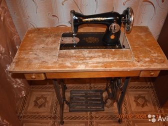 Продам швейную машинку ПМЗ им, Калинина в Красноярске