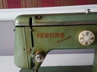Швейная машинка Веритас 60-е гг,  в рабочем состоянии,даже сохранилась инструкция к ней,  Без торга, в Москве