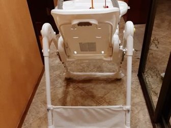 Продам детский стульчик-шезлонг для кормления Brevi в хорошем состоянии!!! Может использоваться с 0 месяцев как шезлонг, затем как стульчик!!! Без чехла, Состояние: в Москве