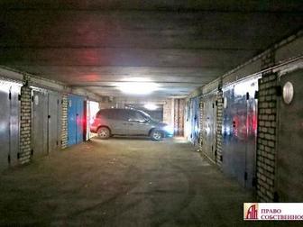Продается кирпичный гараж с подвалом в крытом гаражном комплексе ГСК Янтарь-2 на 3 этаже,  Площадь гаража 19 м2, площадь подвала 6, 4 м2,  Долгов нет,  Стены из в Раменском