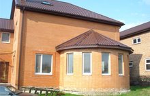 Продам трехэтажный дом под чистовую отделку в районе Леге Артис в Ростове