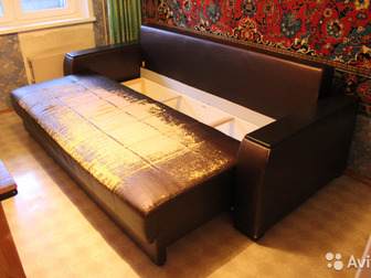 Продаю диван,  Размеры: ширина 2,40м, глубина в сложенном состоянии 1м, глубина в разложенном состоянии 1,6м,  Имеется бельевой ящик,  Материал экокожа,  б/у, требует в Твери