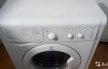   Indesit 