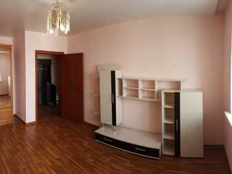 СРОЧНАЯ ПРОДАЖА!
Продается уютная двухкомнатная квартира с ремонтом,  На полу уложен качественный линолеум,  Натяжные потолки во всей квартире,  Санузел раздельный в Ульяновске
