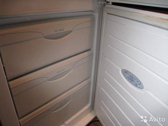Холодильник АТЛАНТ двухкамерный в рабочем состоянии размеры 160х60х60 в Великом Новгороде