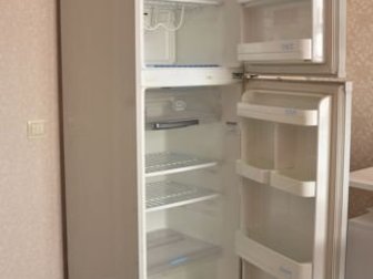 Холодильник LG GR-372sf No Frost ,  В хорошем состоянии, полностью рабочий,  Очень вместительный и удобный,  Высота: 170 см в Великом Новгороде