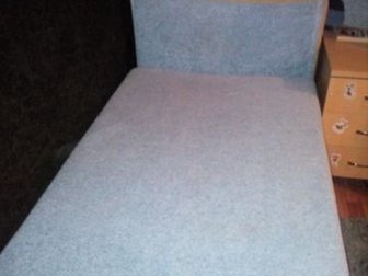 Продается детский диван,был сделан на заказ с ортопедическим матрасом,складной,с местом под белье, в отличном состоянии,  В разложенном виде 190 длина,85 ширина, в Воронеже